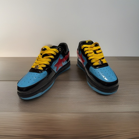 BAPE x Marvel Bapesta Sneakers Size 10 – Rare Collab Blue Red Yellow - Picture 15 of 16